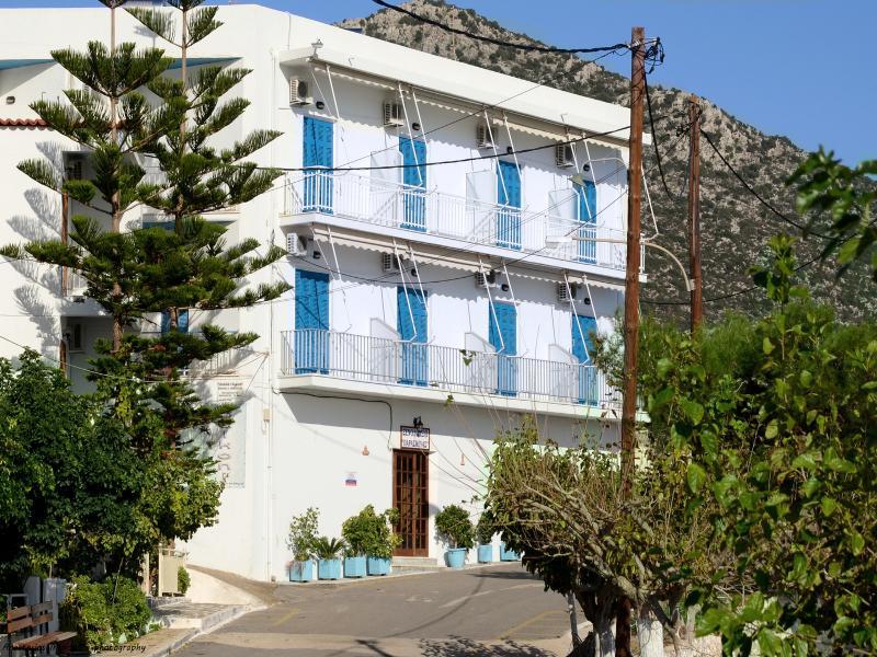 Paraskevas Boutique Hotel Tiros Bagian luar foto
